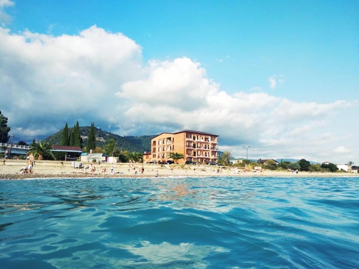 Hotel Leon New Athos Exterior foto